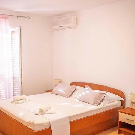Apartments Plenkovic Stari Grad  Exterior foto